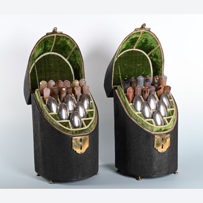 Een stel zeldzame 18de eeuwse bestekkisten