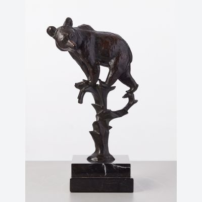 A German bronze art-deco sculpture of a bear in a tree by Anton Bushelberger, circa 1920