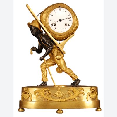 ABS-17 Pendule Directoire 'Le Portefaix' Au Bon Sauvage