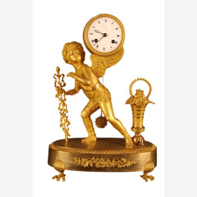 M20 Gilt bronze French mantle clock