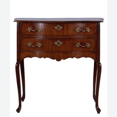 Een Mahoniehouten Wandtafel