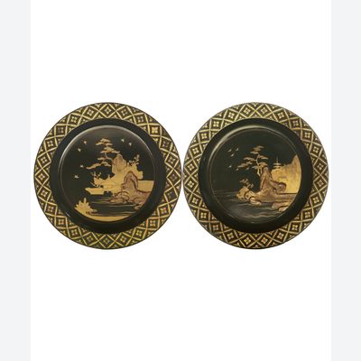 A Pair Japanese Export Black Lacquered Woden Plates - Edo period