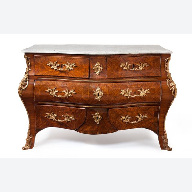 French Louis Quinze commode