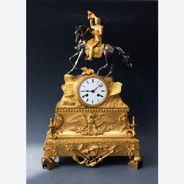 Skulptur Pendeluhr, die Pracht Napoleons zu Pferd, die Kapitulation von Ulm, Louis Philippe ca. 1850.