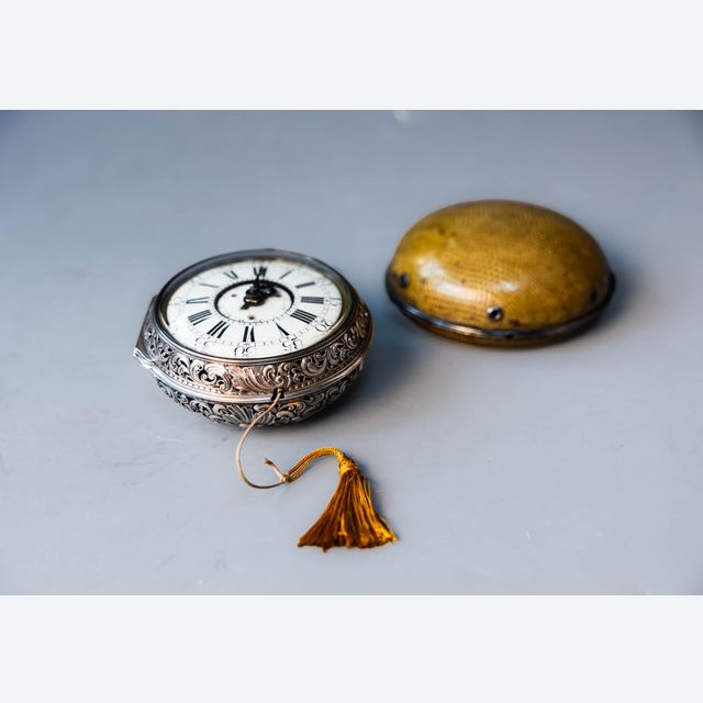 Coach Watch, also known as a Clockwatch, c. 1780. Signed Melly à Paris.