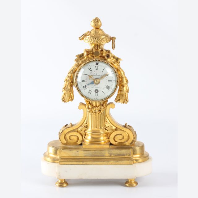 Een kleine Frans Louis XVI vuurverguld bronzen pendule, Imbert L'aîné, circa 1765