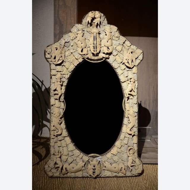 Mirror in bone made by prisoners of war, England, ca. 1800
