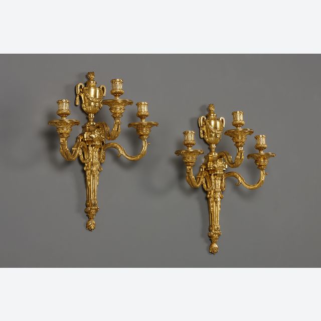 Paar französische Louis XVI Wandappliken
