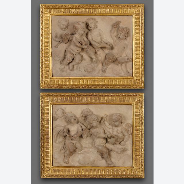 Paar terracotta Louis XVI plaquettes, toegeschreven aan Gilles-Lambert Godecharle