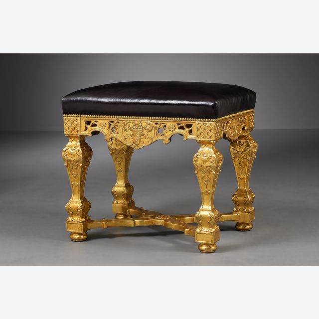 Tabouret Liègois en bois doré d'époque Louis XIV