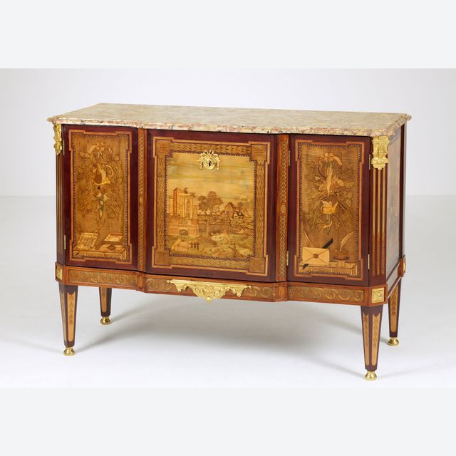 Dutch Louis XVI Commode