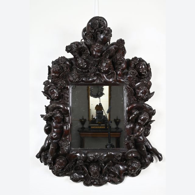 A Dutch mirror.