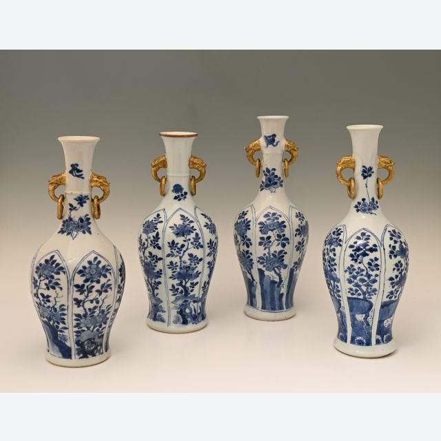 A very beautiful set of Chinese porcelain vases