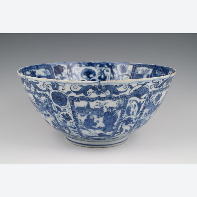 A Chinese porcelain Wanli bowl