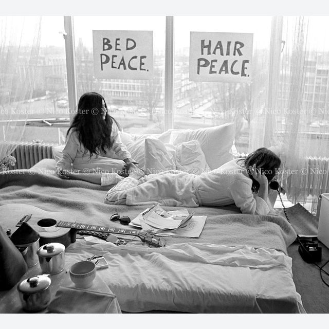 John Lennon & Yoko Ono - PEACE - Room 902 Hilton #6