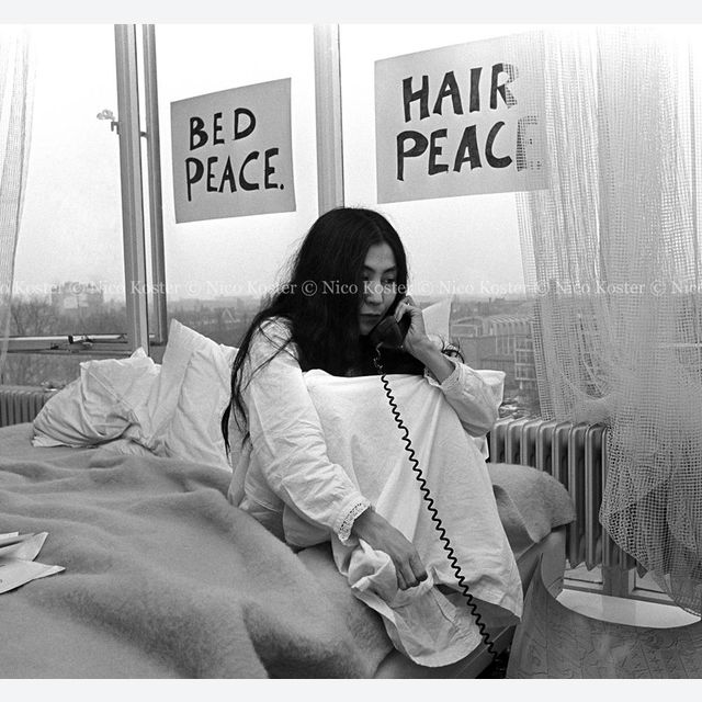 John Lennon & Yoko Ono - PEACE - Room 902 Hilton #23