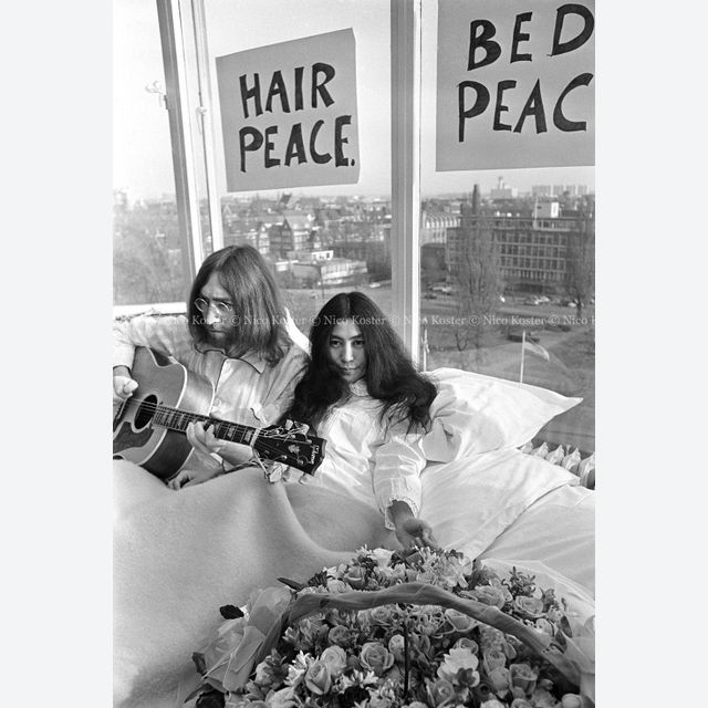 John Lennon & Yoko Ono - PEACE - Room 902 Hilton #3