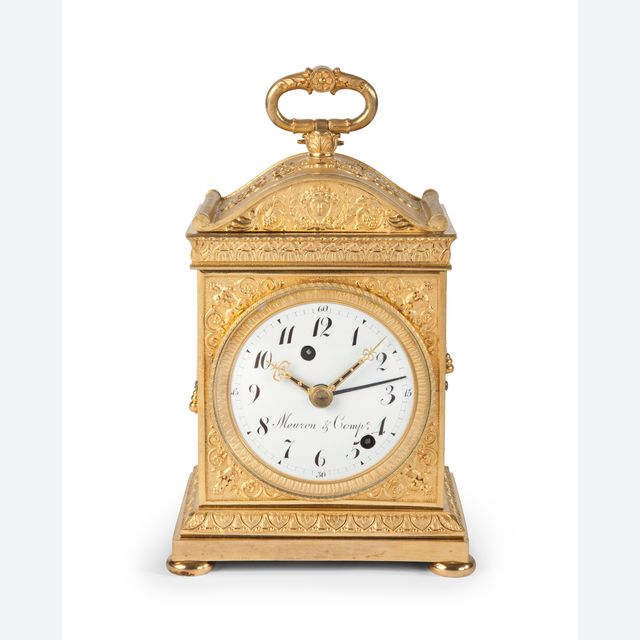 Een Zwitserse verguld bronzen 'pendule d'officier' met grande sonnerie, door Meuron & Compagnie, omstreeks 1810