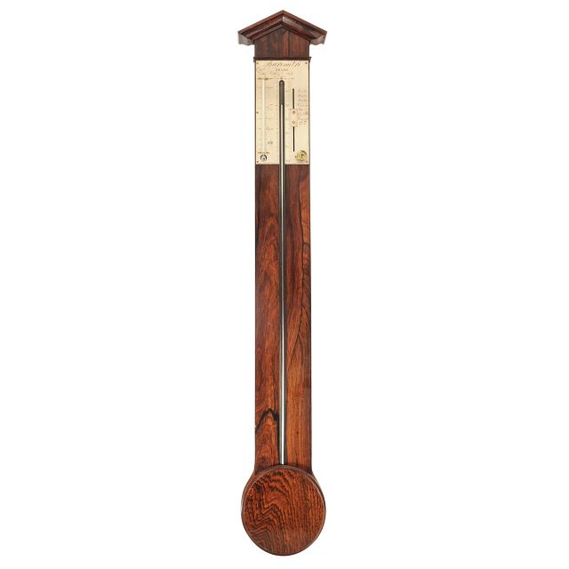 Een Franse barometer met een stok van palissanderhout, gemaakt door Adams, circa 1830.