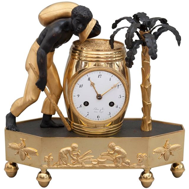 Een zeer zeldzame Franse 'directoire' pendule 'Au Bon Sauvage', circa 1800