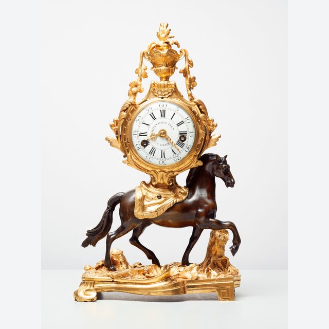 Eine hervorragende französische 'Transition'-Kaminuhr aus der Zeit um 1760, signiert Montjoye Fils a Paris.