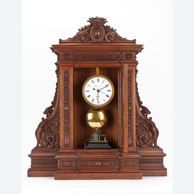 Electric oak mantel clock Matthias Hipp