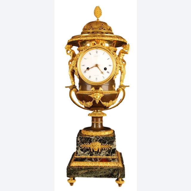 PV02 Empire Manteluhr-Set mit Medici-Vasen, PIERRE-PHILIPPE THOMIRE