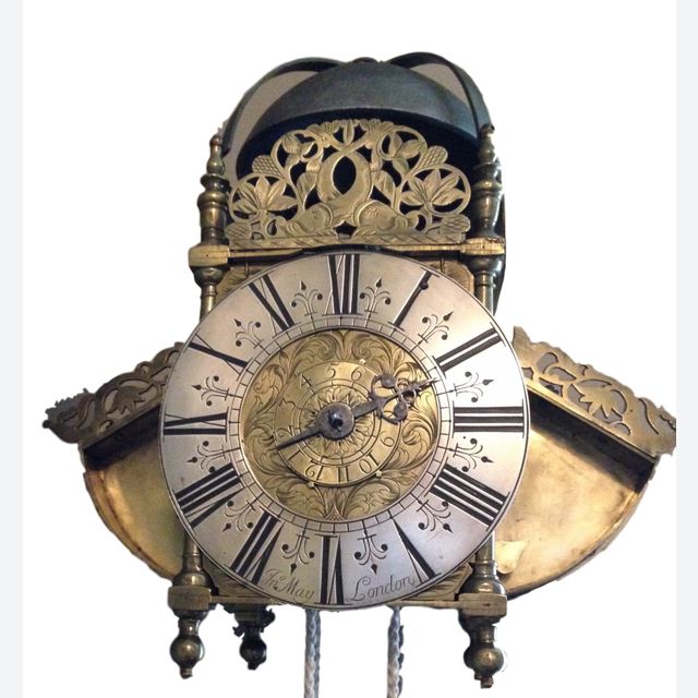 LA12 Wings Lanternclock with alarum