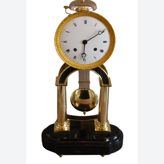 S22 Skeleton clock Hubert Sarton
