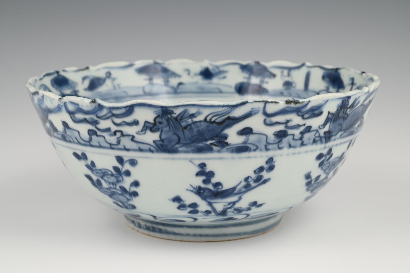 A Chinese porcelain bowl