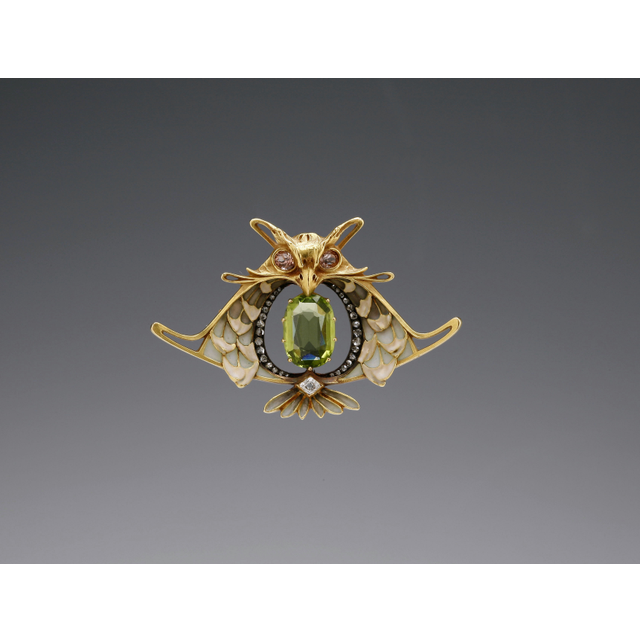 Owl brooch