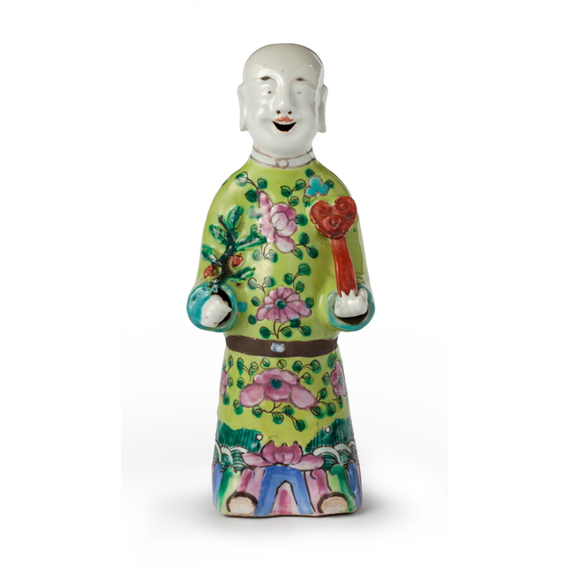 Chinese figure of a dignitary