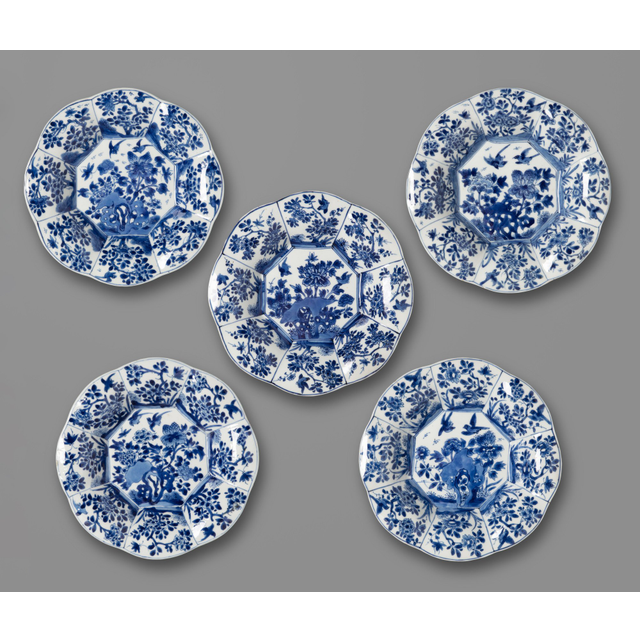 Set of five chinese blue and white lobed plates with floral design