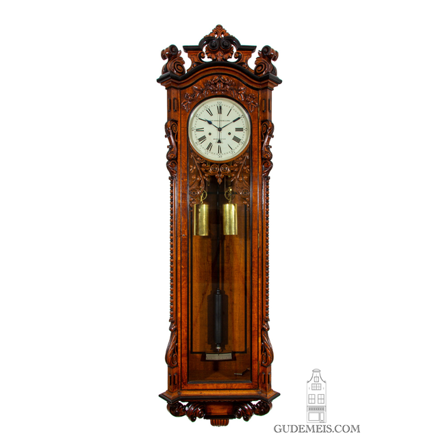 Een monumentale Engelse eikenhouten wandregulateur, Amstrong Manchester, circa 1880