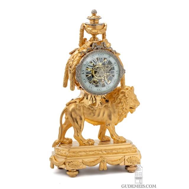 Eine seltene französische Louis XVI vergoldete Bronzeuhr 'au lion', Jean-Joseph de Saint-Germain, um 1770
