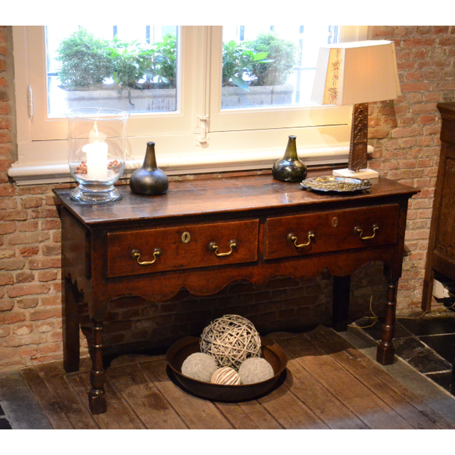 Small sidetable, England, 2nd half of 18th century