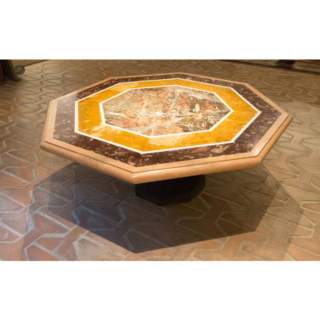 Octagonal low table in different types of marble, 18th century, Italy