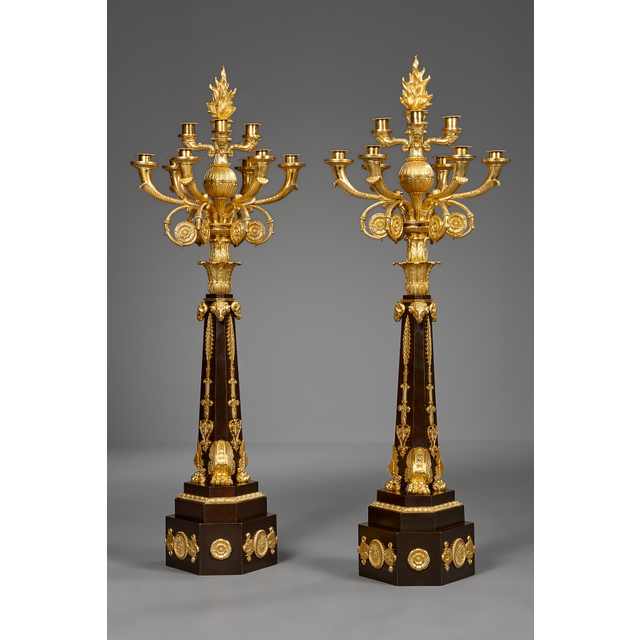 Paar grote Franse Restauration kandelabers