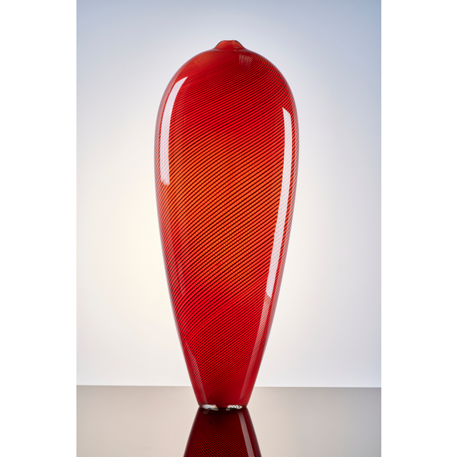 Lino Tagliapietra (Murano 1934), very large, red glass vase with black filligrano