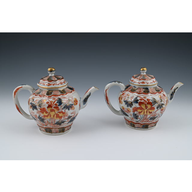 A pair of Chinese porcelain  Imari teapots