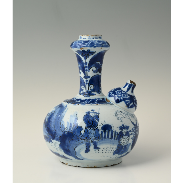 A delftware kendi