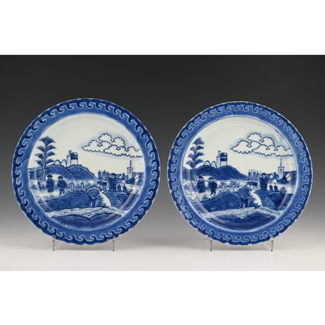 A pair of chinese porcelain 'Scheveningen' dishes