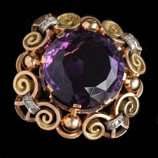 59 ct. amethyst brooch