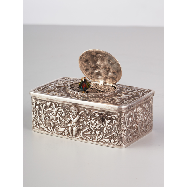 A Silver German Singing Bird Box, circa 1900