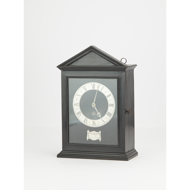 Ebony Religieuse clock