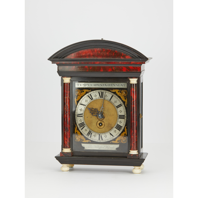 Hague clock