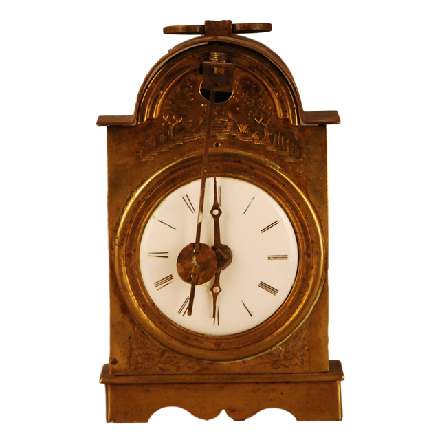 C03 Miniature engraved vorderzapler travel clock