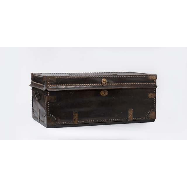 A Leather covered Wooden Travellingcase