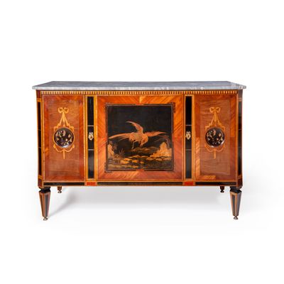 Louis Seize commode with Japanese Lacquer panels and marble top