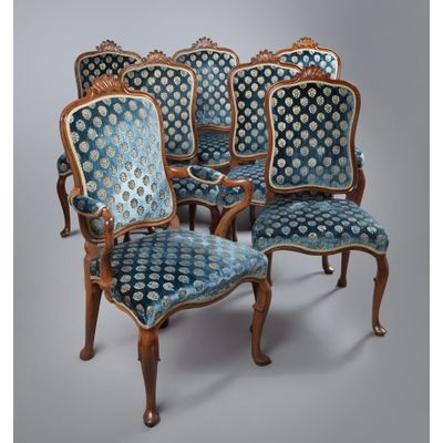 A set of 7 mahogany Chaises ã la Reine